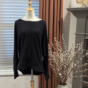 White House Black Market Black Scoop Neck Long Sleeve Sweater